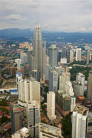 simsearch:841-06447202,k - City and Petronas Towers, KLCC (Kuala Lumpur City Center), Kuala Lumpur, Malaysia, Southeast Asia, Asia Stock Photo - Rights-Managed, Code: 841-07206295