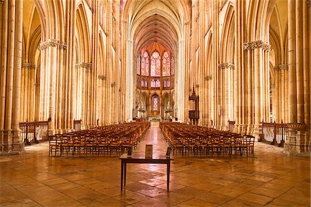 simsearch:841-06501064,k - The nave of Saint-Pierre-et-Saint-Paul de Troyes cathedral, in Gothic style, dating from around 1200, Troyes, Aube, Champagne-Ardennes, France, Europe Stock Photo - Rights-Managed, Code: 841-07206534