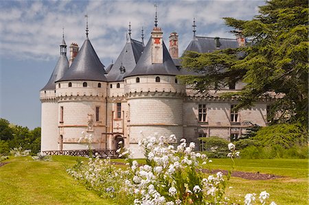france architecture - The renaissance chateau at Chaumont-sur-Loire, UNESCO World Heritage Site, Loire Valley, Loir-et-Cher, Centre, France, Europe Stock Photo - Rights-Managed, Code: 841-07206532