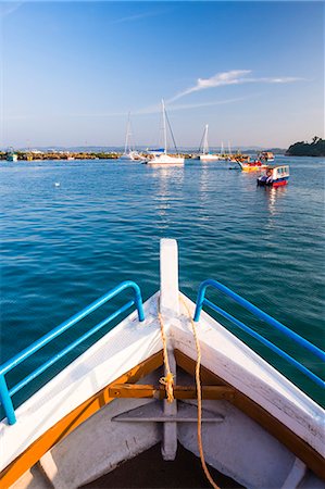 Whale watching boat heading out on a whale watching trip from Mirissa Harbour, South Coast, Sri Lanka, Asia Stock Photo - Rights-Managed, Code: 841-07201417