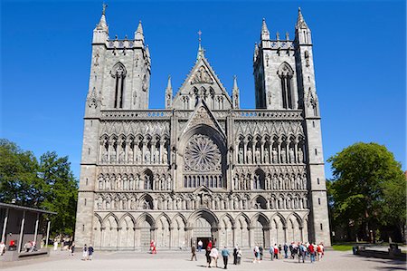 simsearch:841-07204677,k - The Nidaros Cathedral, Trondheim, Sor-Trondelag, Norway, Scandinavia, Europe Stock Photo - Rights-Managed, Code: 841-07201507