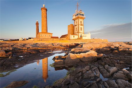 simsearch:841-06445420,k - The Lighthouse of Phare d'Eckmuhl, Penmarc'h, Finistere, Brittany, France, Europe Stock Photo - Rights-Managed, Code: 841-07201538