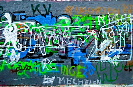 Graffiti  in Werregaren Straat, Ghent, Belgium Stock Photo - Rights-Managed, Code: 841-07201638