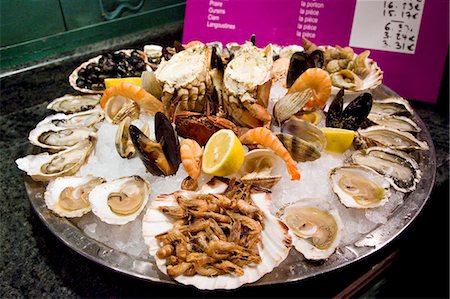 edible picture of fish - Ready to eat seafood platter at Le Petit Zinc Restaurant near Boulevard Saint Germain, Left Bank, Paris, France Stock Photo - Rights-Managed, Code: 841-07201780