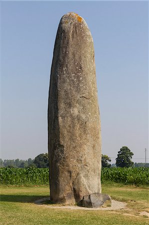 simsearch:841-07202123,k - Menhir (ancient standing stone), Le Champ Dolent, Dol-de-Bretagne, Brittany, France, Europe Stock Photo - Rights-Managed, Code: 841-07202123