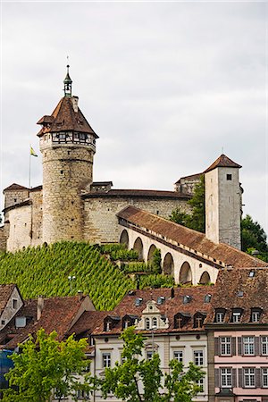simsearch:841-07589927,k - Munot Castle, 16th century fortress, Schaffhausen, Switzerland, Europe Stock Photo - Rights-Managed, Code: 841-07202206