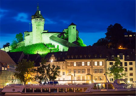 simsearch:841-06342927,k - Munot Castle, 16th century fortress, Schaffhausen, Switzerland, Europe Stock Photo - Rights-Managed, Code: 841-07202207