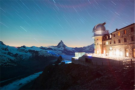 simsearch:841-07589927,k - The Matterhorn, 4478m, and Gornergrat Observatory, Zermatt, Valais, Swiss Alps, Switzerland, Europe Stock Photo - Rights-Managed, Code: 841-07202212