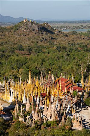 simsearch:841-06343474,k - Shwe Inn Thein Pagoda, containing 1054 17th and 18th century Zedi, Inle Lake, Shan State, Myanmar (Burma), Asia Stock Photo - Rights-Managed, Code: 841-07202545