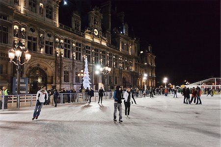 Ice skaters at the town hall Hotel de Ville at Christmas season, Paris, Ile de France, France, Europe Stock Photo - Rights-Managed, Code: 841-07354801