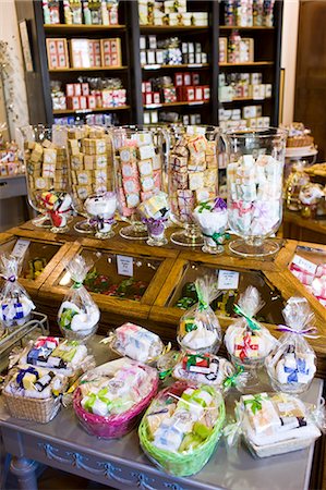 packaging - Artisan soaps on sale at Martin de Candre specialist savon shop Mestre at Fontevraud L'Abbaye, Loire Valley, France Stock Photo - Rights-Managed, Code: 841-07354888