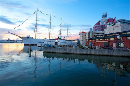 School Ship in Harbour at dusk, Gothenburg, Sweden, Scandinavia, Europe Stock Photo - Rights-Managed, Code: 841-07355257