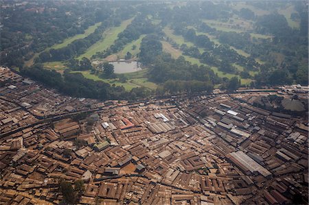 Aerial view of a slum on the outskirts of Nairobi, Kenya, East Africa, Africa Stock Photo - Rights-Managed, Code: 841-07457669