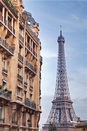 simsearch:841-06343131,k - The Eiffel Tower in Paris, France, Europe Stock Photo - Rights-Managed, Code: 841-07524048