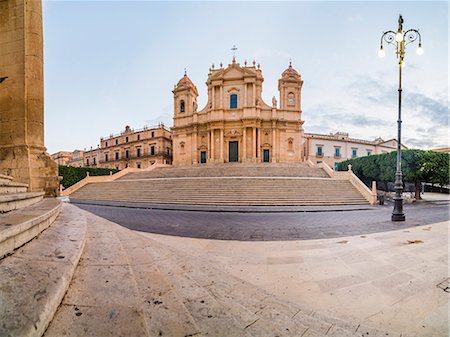 simsearch:841-07081829,k - Piazza Municipio (Municipio Square), St. Nicholas Cathedral (Cattedrale di Noto) (Duomo), Noto, Val di Noto, UNESCO World Heritage Site, Sicily, Italy, Europe Stock Photo - Rights-Managed, Code: 841-07523230