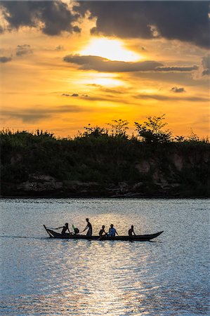 Fishing boat near the village of Angkor Ban, on the banks of the Mekong River, Battambang Province, Cambodia, Indochina, Southeast Asia, Asia Stock Photo - Rights-Managed, Code: 841-07523322