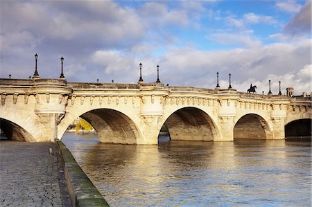 famous places in france - Pont Neuf bridge on the River Seine, Paris, Ile de France, France, Europe Stock Photo - Rights-Managed, Code: 841-07523443