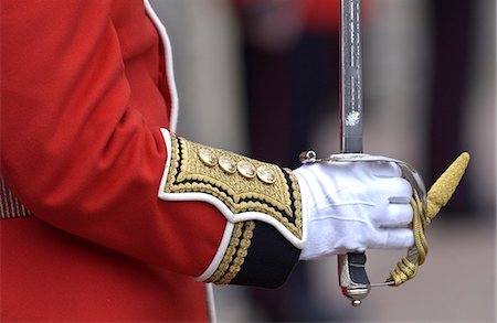 simsearch:841-07202015,k - Guardsman with sword, United Kingdom. Stock Photo - Rights-Managed, Code: 841-07523571