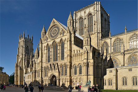 simsearch:841-03868215,k - South Piazza, South Transept of York Minster, Gothic Cathedral, York, Yorkshire, England, United Kingdom, Europe Stock Photo - Rights-Managed, Code: 841-07541080