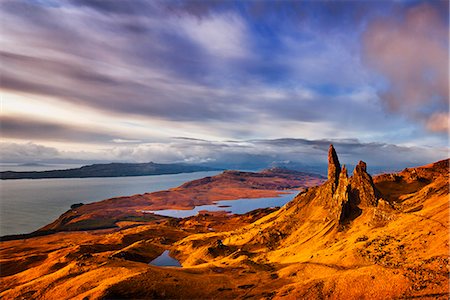 simsearch:841-06449943,k - The Old Man of Storr at dawn sunrise,Trotternish Peninsula, Isle of Skye, Inner Hebrides, Highlands and Islands, Scotland, United Kingdom, Europe Stock Photo - Rights-Managed, Code: 841-07590033