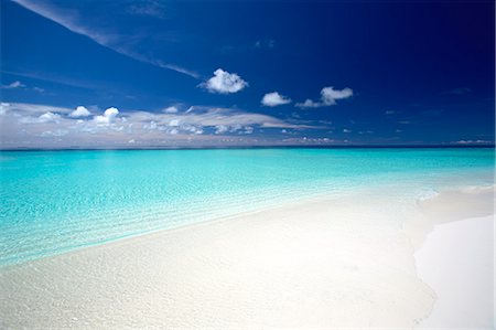 scenic and tropical - Tropical beach, Maldives, Indian Ocean, Asia Stock Photo - Rights-Managed, Code: 841-07590316