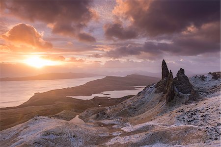 scotland - Spectacular sunrise over the Old Man of Storr, Isle of Skye, Inner Hebrides, Scotland, United Kingdom, Europe Stock Photo - Rights-Managed, Code: 841-07590370