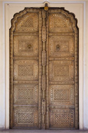 simsearch:841-07600089,k - Door to the harem Zenana Deorhi at The Maharaja of Jaipur's Moon Palace  in Jaipur, Rajasthan, India Foto de stock - Con derechos protegidos, Código: 841-07600102