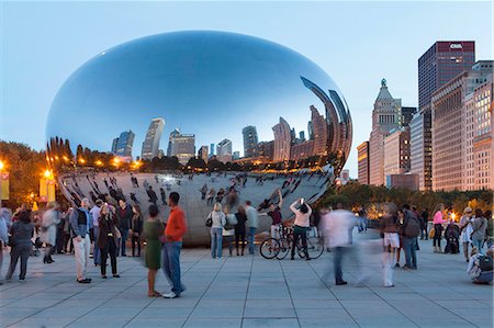 The Cloud Gate Sculpture in Millenium Park, Chicago, Illinois, United States of America, North America Stock Photo - Rights-Managed, Code: 841-07600248