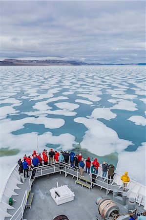 The Lindblad Expeditions ship National Geographic Explorer in Shorefast ice, Maxwell Bay, Devon Island, Nunavut, Canada, North America Stock Photo - Rights-Managed, Code: 841-07653030