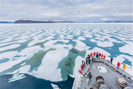 The Lindblad Expeditions ship National Geographic Explorer in Shorefast ice, Maxwell Bay, Devon Island, Nunavut, Canada, North America Stock Photo - Rights-Managed, Code: 841-07653031