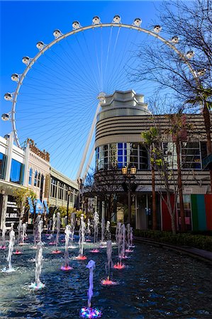 High Roller Observation Wheel, the world's largest, and fountains, LINQ development, Las Vegas, Nevada, United States of America, North America Stock Photo - Rights-Managed, Code: 841-07653157