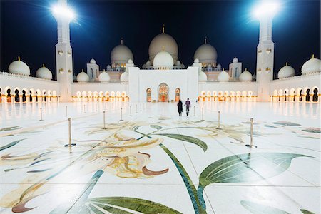 pattern (man made design) - Sheikh Zayed Grand Mosque at night, Abu Dhabi, United Arab Emirates, Middle East Stock Photo - Rights-Managed, Code: 841-07653226