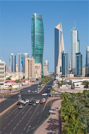 Elevated view of the modern city skyline and central business district, Kuwait City, Kuwait, Middle East Photographie de stock - Rights-Managed, Code: 841-07653288