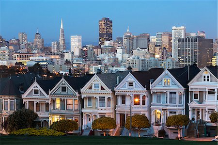 simsearch:841-06031845,k - The Painted Ladies and the city at dusk, Alamo Square, San Francisco, California, United States of America, North America Stock Photo - Rights-Managed, Code: 841-07653494