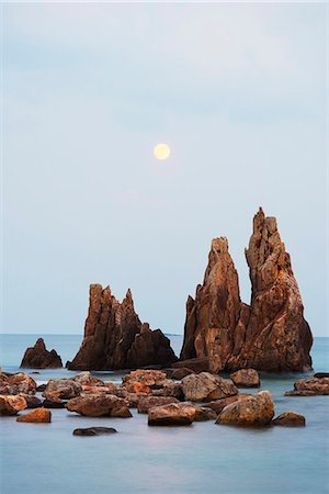 Full moon rising over rock stacks, Hashikuiiwa, Wakayama Prefecture, Honshu, Japan, Asia Stock Photo - Rights-Managed, Code: 841-07782256