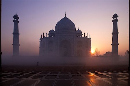 Taj Mahal at sunrise, UNESCO World Heritage Site, Agra, Uttar Pradesh, India, Asia Stockbilder - Lizenzpflichtiges, Bildnummer: 841-07782998