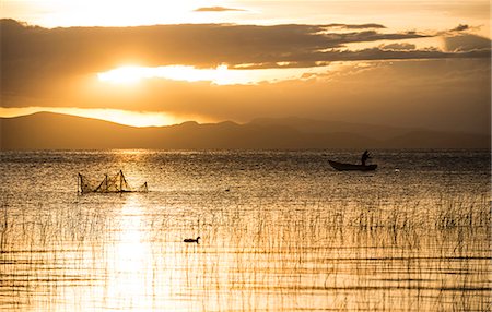 simsearch:841-07783120,k - Sunset over Lake Titicaca, Copacabana, Lake Titicaca, Bolivia, South America Stock Photo - Rights-Managed, Code: 841-07783126