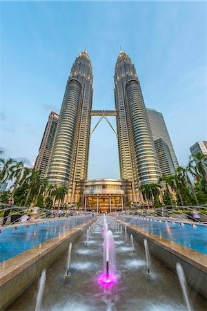simsearch:841-08797696,k - Petronas Towers, Kuala Lumpur, Malaysia, Southeast Asia, Asia Stock Photo - Rights-Managed, Code: 841-08031603