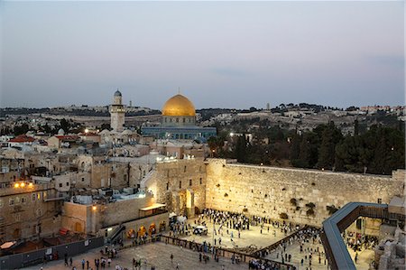 simsearch:841-03676615,k - View over the Western Wall (Wailing Wall) and the Dome of the Rock Mosque, UNESCO World Heritage Site, Jerusalem, Israel, Middle East Stock Photo - Rights-Managed, Code: 841-08101901