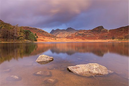 simsearch:841-07590500,k - Sunrise over Blea Tarn and the Langdale Pikes in autumn, Lake District National Park, Cumbria, England, United Kingdom, Europe Stock Photo - Rights-Managed, Code: 841-08102025