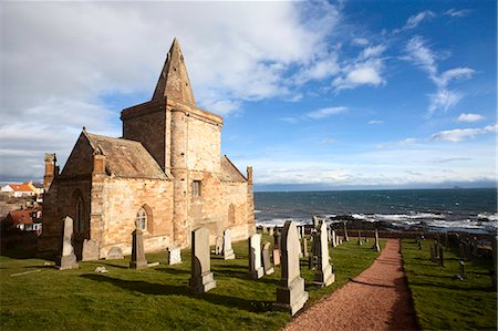 simsearch:841-06807616,k - The Auld Kirk and Kirkyard on the Fife Coast at St. Monans, Fife, Scotland, United Kingdom, Europe Stock Photo - Rights-Managed, Code: 841-08102178