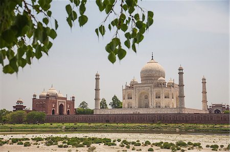 famous building with minaret - The Taj Mahal, UNESCO World Heritage Site, Agra, Uttar Pradesh, India, Asia Stock Photo - Rights-Managed, Code: 841-08211514