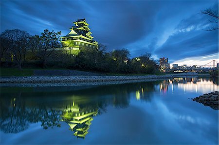 simsearch:6119-07443725,k - Okayama Castle at dusk, Okayama, Okayama Prefecture, Japan, Asia Stock Photo - Rights-Managed, Code: 841-08211764