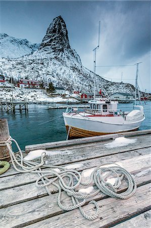 simsearch:841-08244166,k - A boat moored in the cold sea in the background the snowy peaks, Reine. Lofoten Islands, Northern Norway, Scandinavia, Arctic, Europe Stock Photo - Rights-Managed, Code: 841-08220865