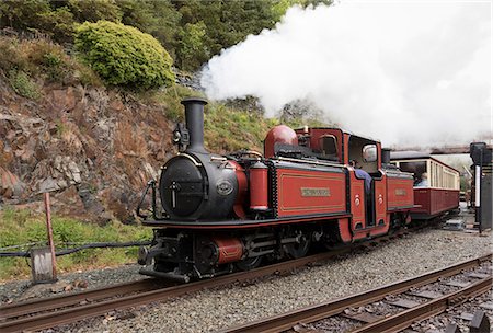 steam engine - Steam engine Dafydd Lloyd George at Tan-y-Bwlch Station on the Ffestiniog Railway, Wales, United Kingdom, Europe Stock Photo - Rights-Managed, Code: 841-08240025