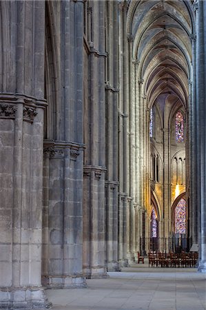 simsearch:841-08240211,k - The cathedral of Saint Etienne, UNESCO World Heritage Site, Bourges, Cher, Centre, France, Europe Photographie de stock - Rights-Managed, Code: 841-08240218