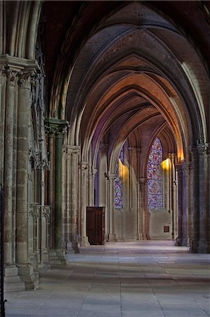 simsearch:841-08240211,k - The cathedral of Saint Etienne, UNESCO World Heritage Site, Bourges, Cher, Centre, France, Europe Stock Photo - Rights-Managed, Code: 841-08240219