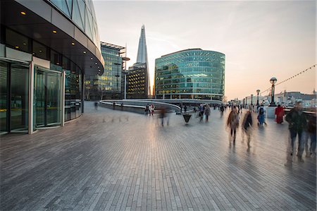 Thames Path and The Shard Building, London, England, United Kingdom, Europe Stock Photo - Rights-Managed, Code: 841-08279228