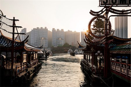 Aberdeen Harbour at sunset, Hong Kong Island, China, Asia Stock Photo - Rights-Managed, Code: 841-08357761