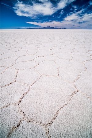 simsearch:841-06449731,k - Uyuni Salt Flats patterns landscape (Salar de Uyuni), Uyuni, Bolivia, South America Stock Photo - Rights-Managed, Code: 841-08420960